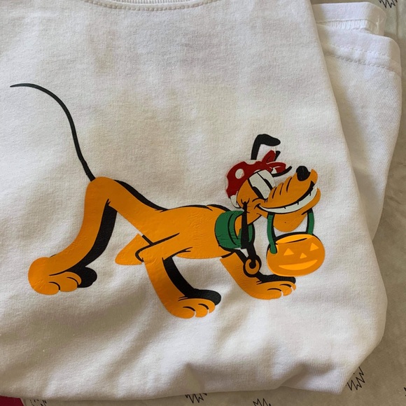 Made tshirts and legging and cups - Picture 4 of 8